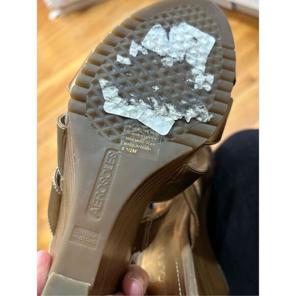 Aeresoles Women’s Leather Wedge Heels Sandals. Size 8.5. Copper/Bronze Color. Ne - Picture 7 of 7